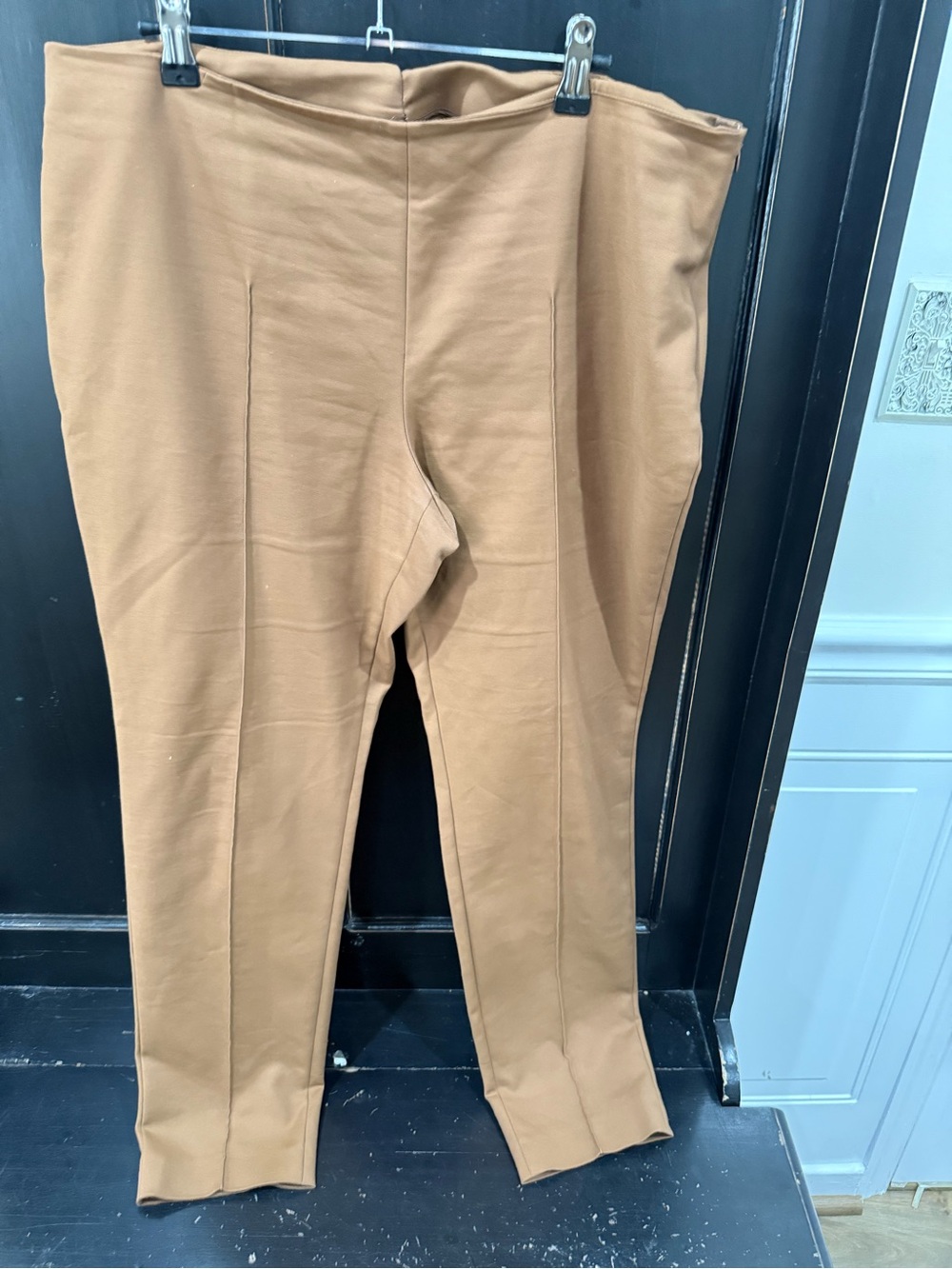 Akris Camel Cropped Ponte Pull-On Pants
